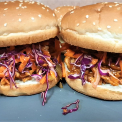 BBQ Pulled Chicken Burger