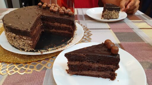 Death by Chocolate Cake - Naush Kitchen Routine