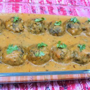 Palak Kofta Curry (Spinach Meatball Curry)