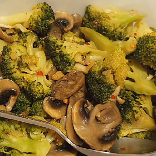 Broccoli & Mushroom Stir-Fry