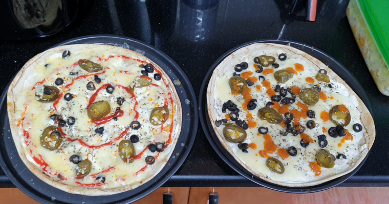 5-Minute Khubz Pizza