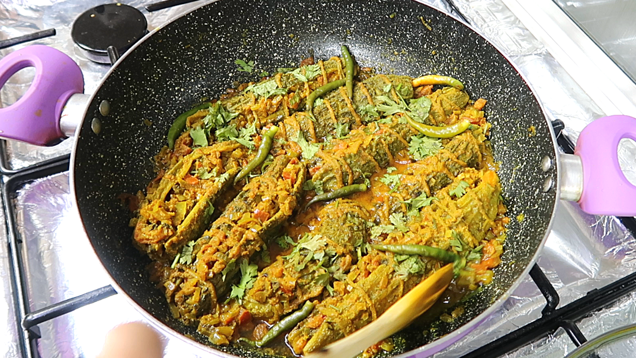 Stuffed Bitter gourd – Bharwa Karelay