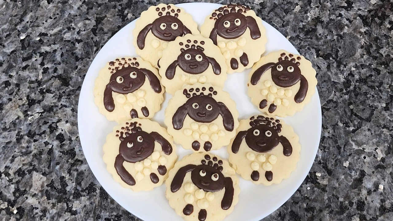 Eggless Sugar Cookies / Sheep Cookies Eid ul Adha Edition