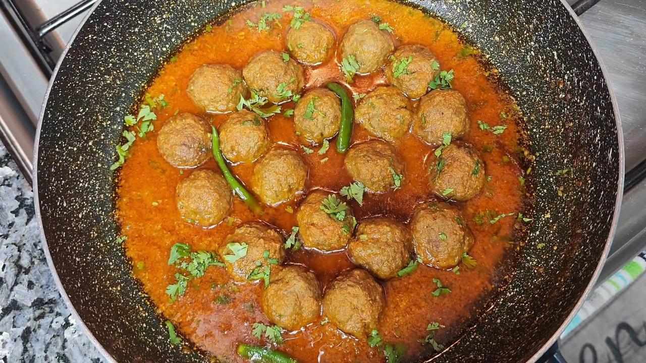 Perfect Mutton Kofta/Koftay ka Salan/ Meatball Curry